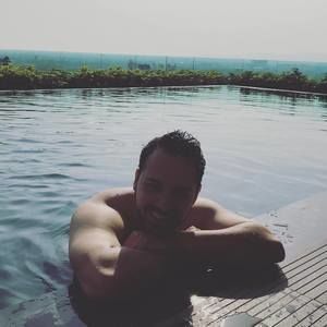 Meet your Posher, Mark